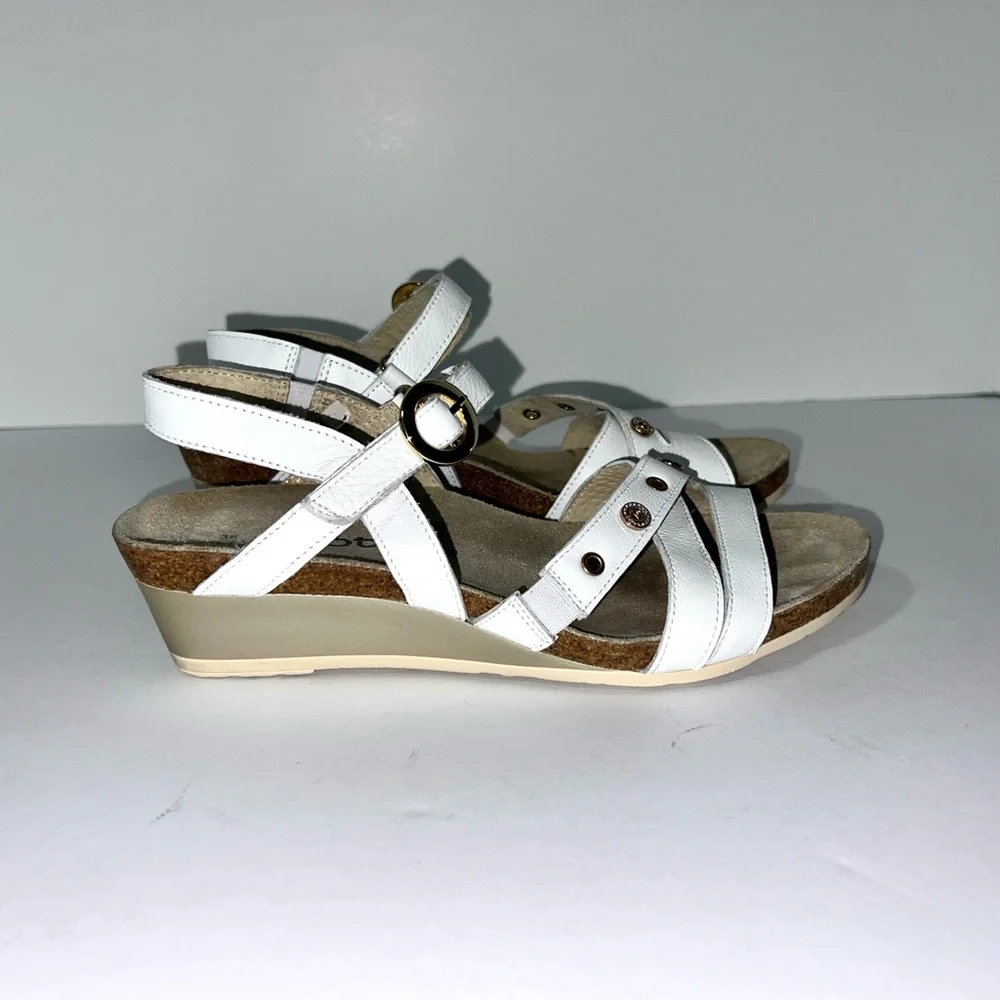 NAOT Sparkle White Leather Wedge Sandal Sz 38 EU/ 7 US